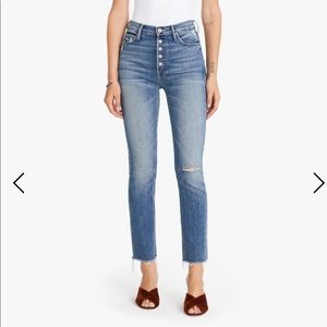 Mother Dazzler Pixie Fray Denim